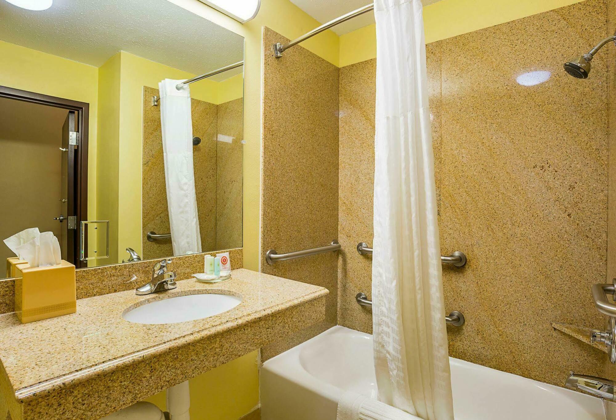 Comfort Inn & Suites Port Arthur-Port Neches Extérieur photo